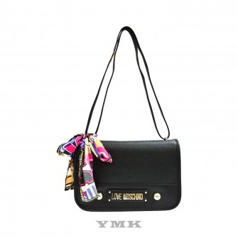 Love Moschino