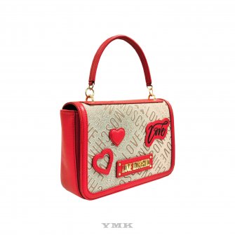 Love Moschino