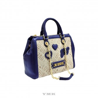 Love Moschino