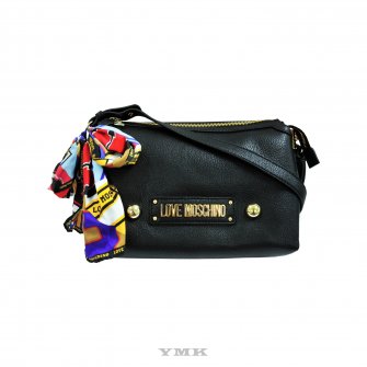 Love Moschino