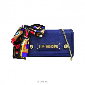 Love Moschino