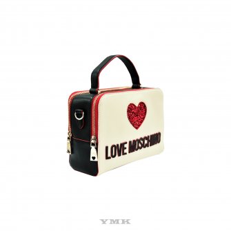 Love Moschino